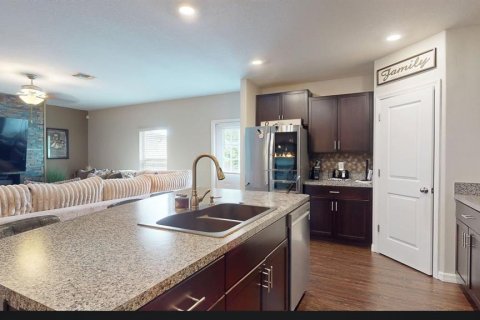 Villa ou maison à vendre à Riverview, Floride: 5 chambres, 205.78 m2 № 2395769 - photo 4