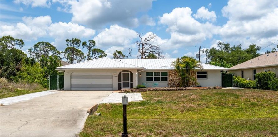 Apartment in North Port, Florida 1 bedroom, 34.84 sq.m. № 2237520