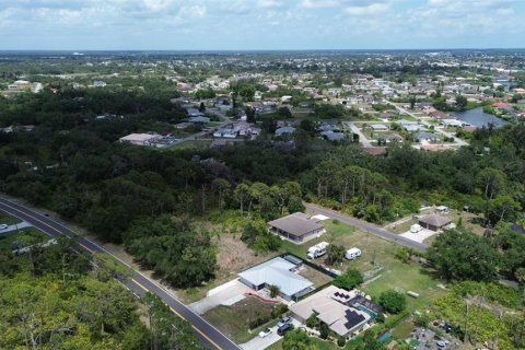 Apartment in North Port, Florida 1 bedroom, 34.84 sq.m. № 2237520 - photo 6