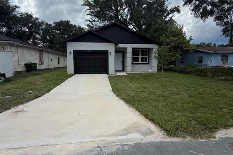 House in Kissimmee, Florida 3 bedrooms, 123.56 sq.m. № 2391497