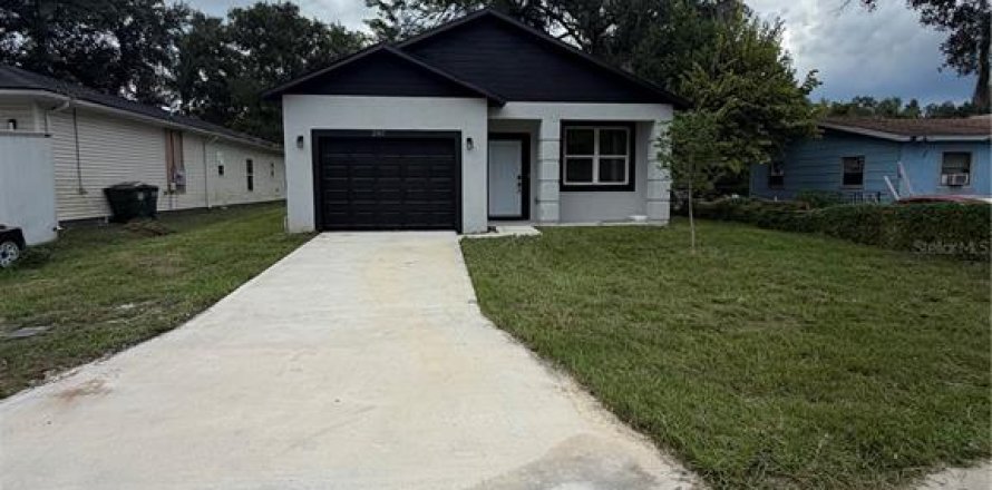 House in Kissimmee, Florida 3 bedrooms, 123.56 sq.m. № 2391497