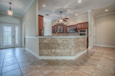 House in The Villages, Florida 3 bedrooms, 190.45 sq.m. № 1849527 - photo 15