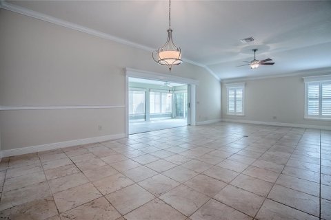 House in The Villages, Florida 3 bedrooms, 190.45 sq.m. № 1849527 - photo 28