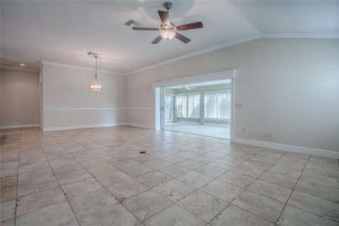 House in The Villages, Florida 3 bedrooms, 190.45 sq.m. № 1849527 - photo 22