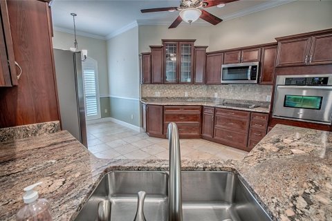 House in The Villages, Florida 3 bedrooms, 190.45 sq.m. № 1849527 - photo 14