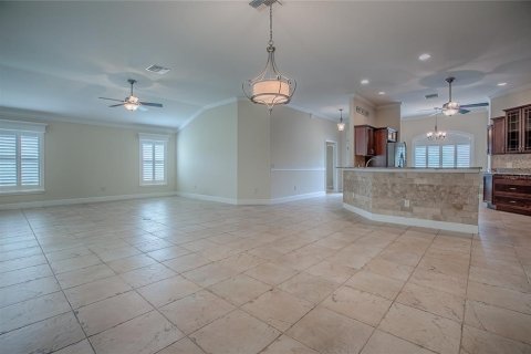 House in The Villages, Florida 3 bedrooms, 190.45 sq.m. № 1849527 - photo 27
