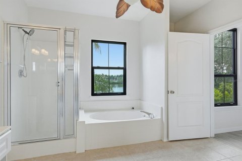 Condo in Clearwater, Florida, 3 bedrooms  № 2384411 - photo 17