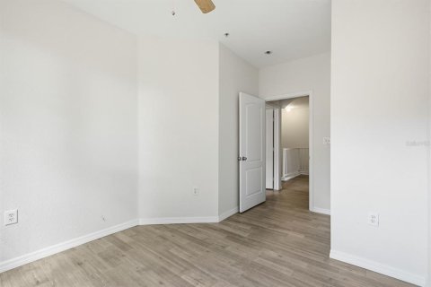 Condo in Clearwater, Florida, 3 bedrooms  № 2384411 - photo 22