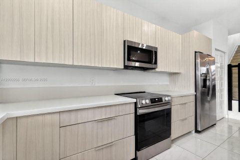 Купить таунхаус в Дорал, Флорида 3 спальни, 140.93м2, № 2066258 - фото 10