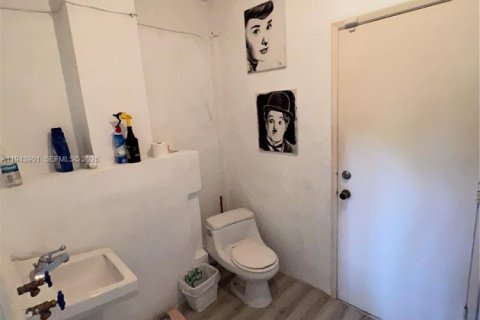 Casa en venta en Hollywood, Florida, 2 dormitorios, 112.04 m2 № 2152808 - foto 24