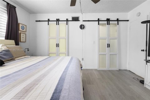 Copropriété à vendre à Sunrise, Floride: 2 chambres, 101.26 m2 № 2078917 - photo 2