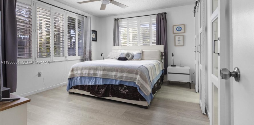 Condo à Sunrise, Floride, 2 chambres № 2078917
