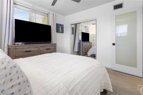 Copropriété à vendre à Sunrise, Floride: 2 chambres, 101.26 m2 № 2078917 - photo 8