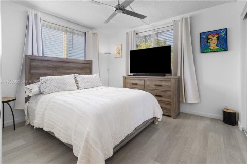 Copropriété à vendre à Sunrise, Floride: 2 chambres, 101.26 m2 № 2078917 - photo 7
