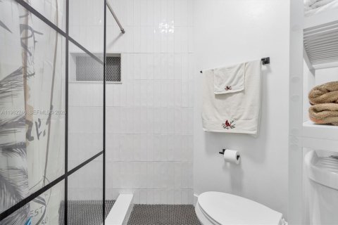 Casa en alquiler en Deerfield Beach, Florida, 1 dormitorio, 104.24 m2 № 2025255 - foto 15