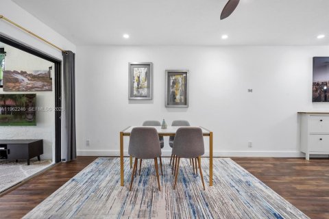 Casa en alquiler en Deerfield Beach, Florida, 1 dormitorio, 104.24 m2 № 2025255 - foto 8