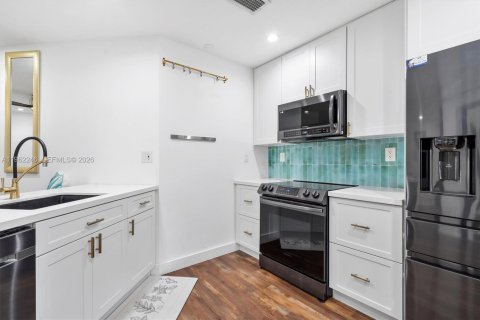 Casa en alquiler en Deerfield Beach, Florida, 1 dormitorio, 104.24 m2 № 2025255 - foto 6