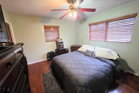 Villa ou maison à vendre à Miami, Floride: 3 chambres, 127.93 m2 № 1950165 - photo 6