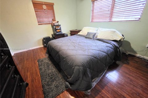Villa ou maison à vendre à Miami, Floride: 3 chambres, 127.93 m2 № 1950165 - photo 26