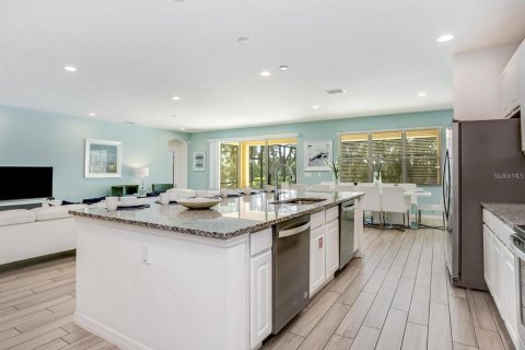 House in Davenport, Florida 14 bedrooms, 578.13 sq.m. № 1766183 - photo 6