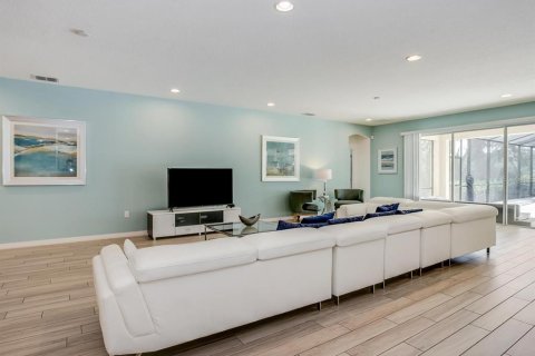 House in Davenport, Florida 14 bedrooms, 578.13 sq.m. № 1766183 - photo 8