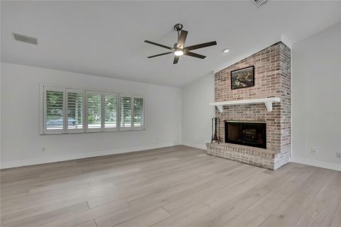 House in Homosassa, Florida 3 bedrooms, 163.32 sq.m. № 1769377 - photo 7