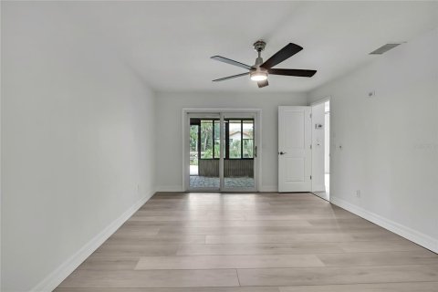 House in Homosassa, Florida 3 bedrooms, 163.32 sq.m. № 1769377 - photo 22