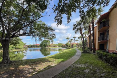 Copropriété à louer à Plantation, Floride: 1 chambre, 68.19 m2 № 2076409 - photo 15