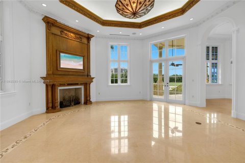 Casa en venta en Coral Gables, Florida, 5 dormitorios, 601.64 m2 № 1978305 - foto 10