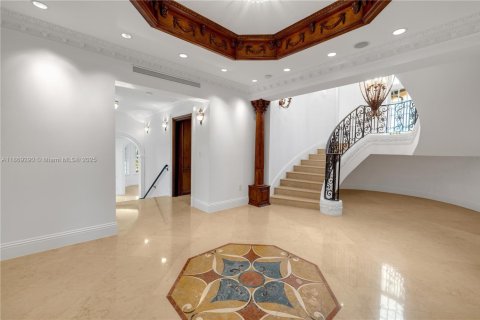 Casa en venta en Coral Gables, Florida, 5 dormitorios, 601.64 m2 № 1978305 - foto 9