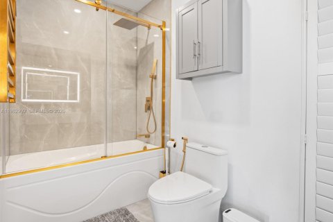 Touwnhouse à vendre à Coconut Creek, Floride: 2 chambres, 146.79 m2 № 2025354 - photo 20