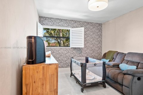 Touwnhouse à vendre à Coconut Creek, Floride: 2 chambres, 146.79 m2 № 2025354 - photo 22