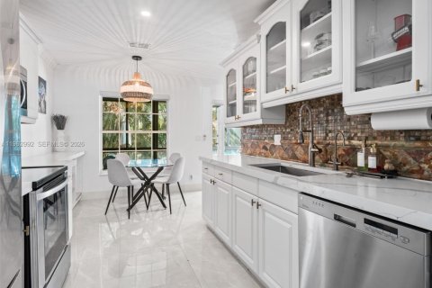 Touwnhouse à vendre à Coconut Creek, Floride: 2 chambres, 146.79 m2 № 2025354 - photo 8