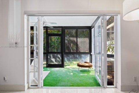 Touwnhouse à vendre à Coconut Creek, Floride: 2 chambres, 146.79 m2 № 2025354 - photo 5