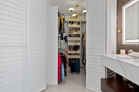 Touwnhouse à vendre à Coconut Creek, Floride: 2 chambres, 146.79 m2 № 2025354 - photo 19