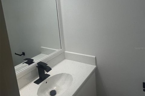 Condo in Orlando, Florida, 2 bedrooms  № 1843085 - photo 7