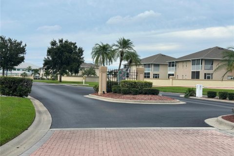 Condominio en alquiler en North Port, Florida, 2 dormitorios, 108.51 m2 № 1908490 - foto 6