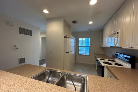 Condominio en alquiler en North Port, Florida, 2 dormitorios, 108.51 m2 № 1908490 - foto 12