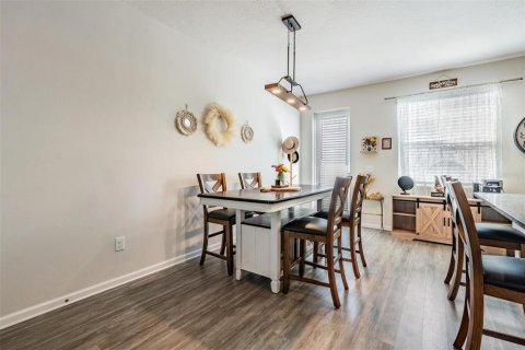 Touwnhouse à vendre à Odessa, Floride: 3 chambres, 146.97 m2 № 2098525 - photo 9