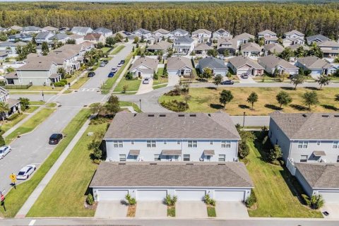 Touwnhouse à vendre à Odessa, Floride: 3 chambres, 146.97 m2 № 2098525 - photo 25