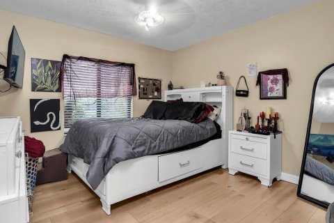 Villa ou maison à vendre à Coral Springs, Floride: 4 chambres, 232.53 m2 № 2263364 - photo 21