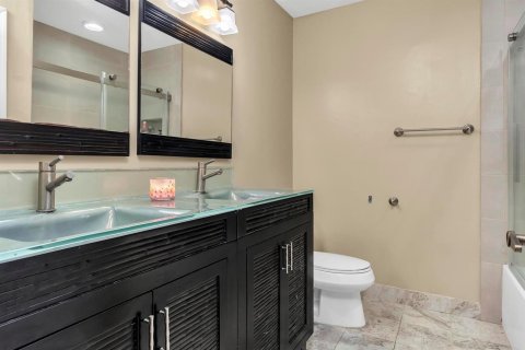 Villa ou maison à vendre à Coral Springs, Floride: 4 chambres, 232.53 m2 № 2263364 - photo 22