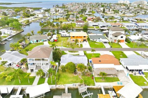 Villa ou maison à vendre à Hudson, Floride: 2 chambres, 118.08 m2 № 2209644 - photo 7