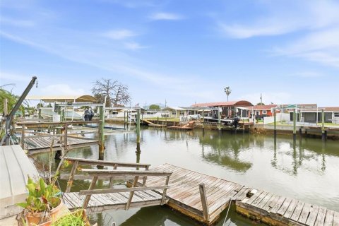Villa ou maison à vendre à Hudson, Floride: 2 chambres, 118.08 m2 № 2209644 - photo 4