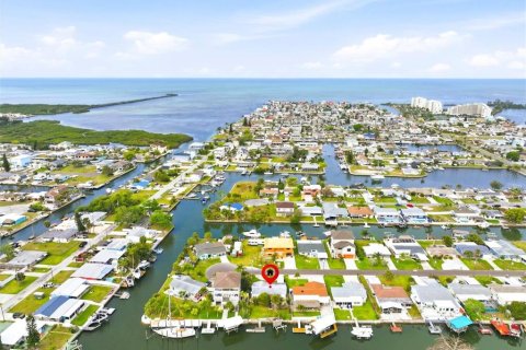 Villa ou maison à vendre à Hudson, Floride: 2 chambres, 118.08 m2 № 2209644 - photo 13