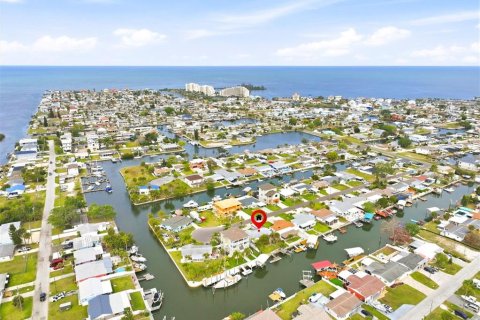 Villa ou maison à vendre à Hudson, Floride: 2 chambres, 118.08 m2 № 2209644 - photo 16