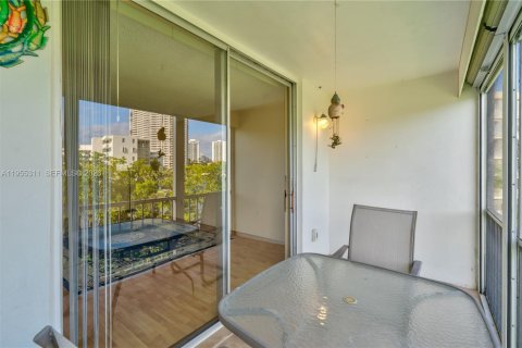 Снять в аренду кондоминиум в Авентура, Флорида 1 спальня, 71.35м2, № 2010168 - фото 10