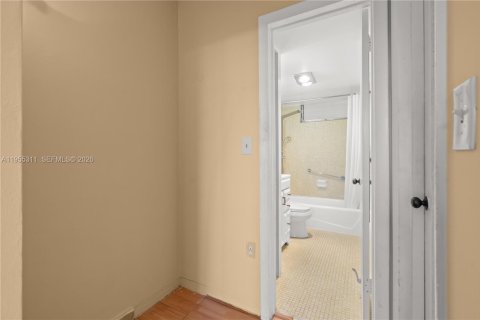 Снять в аренду кондоминиум в Авентура, Флорида 1 спальня, 71.35м2, № 2010168 - фото 12
