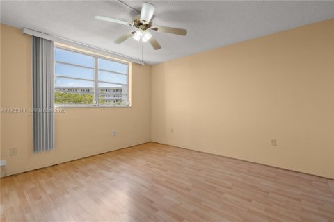 Снять в аренду кондоминиум в Авентура, Флорида 1 спальня, 71.35м2, № 2010168 - фото 15