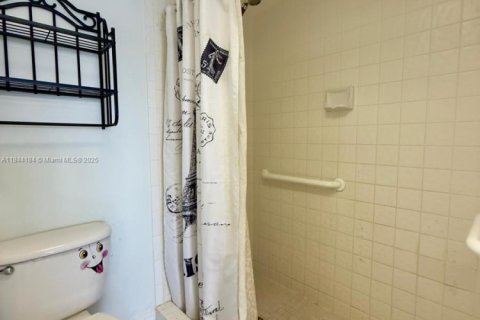 Condominio en venta en Pembroke Pines, Florida, 2 dormitorios, 110.74 m2 № 1845892 - foto 22